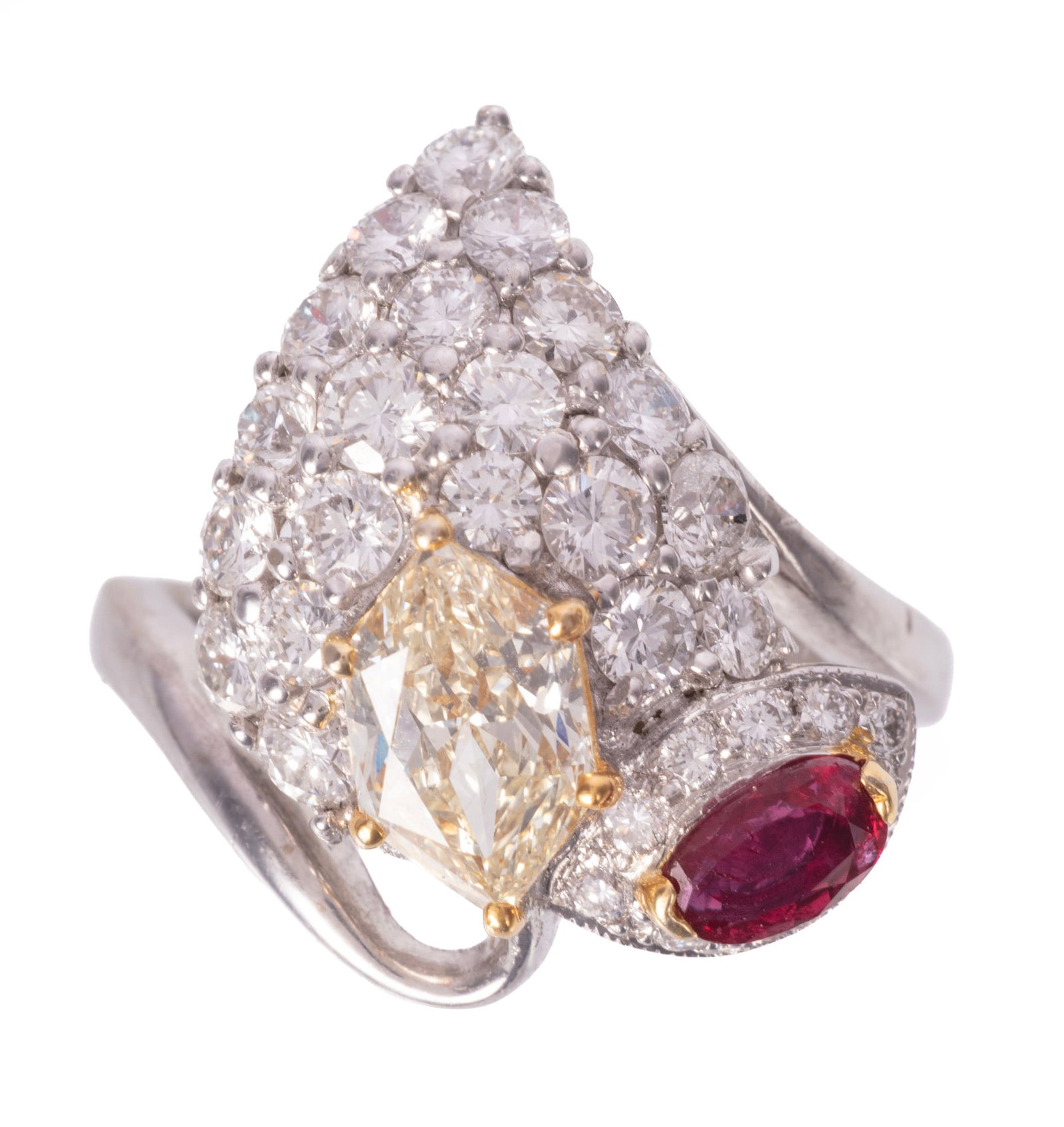 18 kt. Two Tone Gold, Ruby and Diamond Ring (1 of 5)