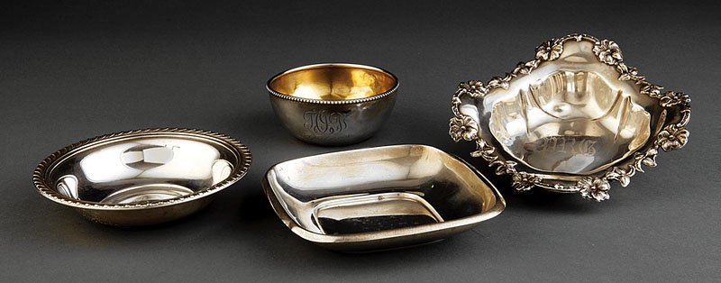 A Group of American Sterling Silver Bowls: A Group of American Sterling Silver Small Bowls, various makers including Gorham, Reed & Barton, Manchester Silver Co. and an Alvin example with floral border, widths from 4 1/4 in. to 7 in., combined
