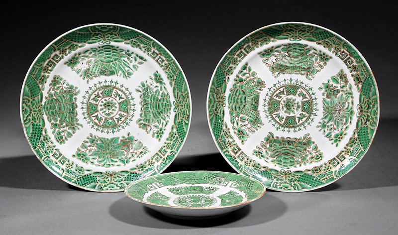 Chinese Export Green "Fitzhugh" Porcelain Dishes: Three Chinese Export Green "Fitzhugh" Porcelain Dishes, 19th c., incl. pair, bases with "C. H. Whitney" labels, dia. 7 5/8 in.; and single, base with "Elinor Gordon" label, dia. 5 7/8 in. Provenance: 