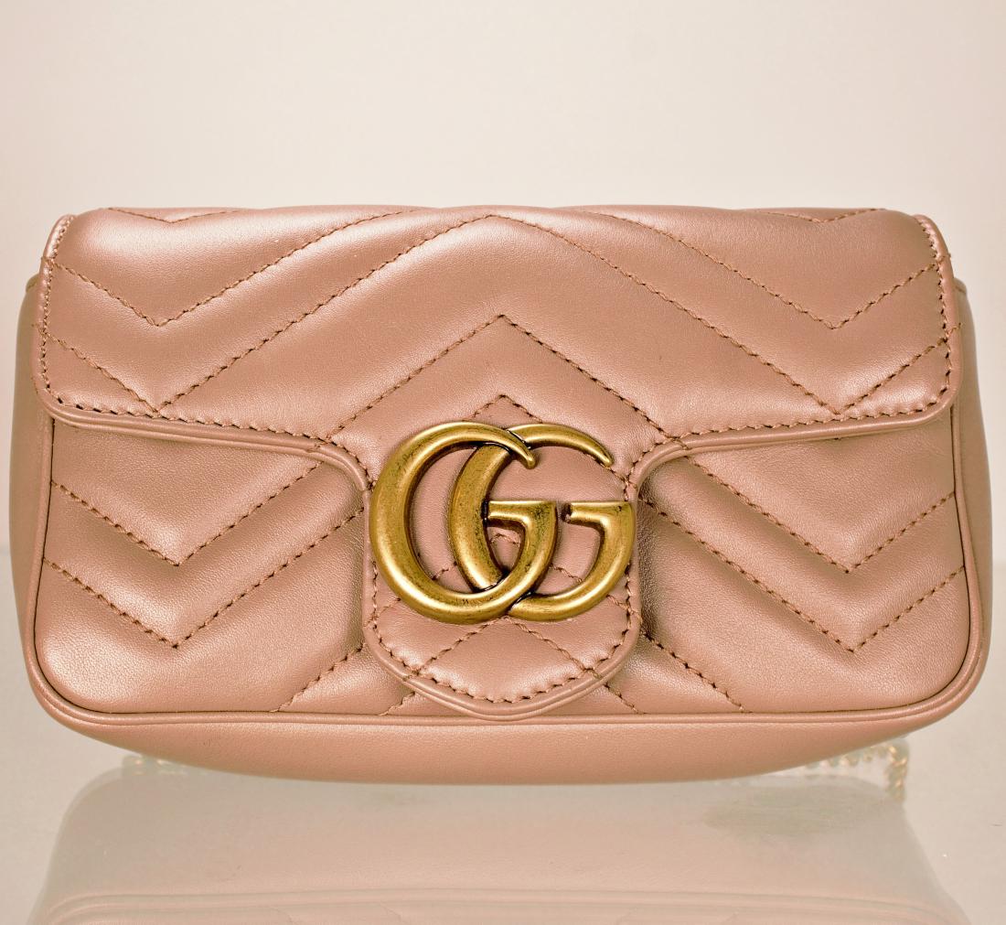 gg marmont matelassé mini bag used