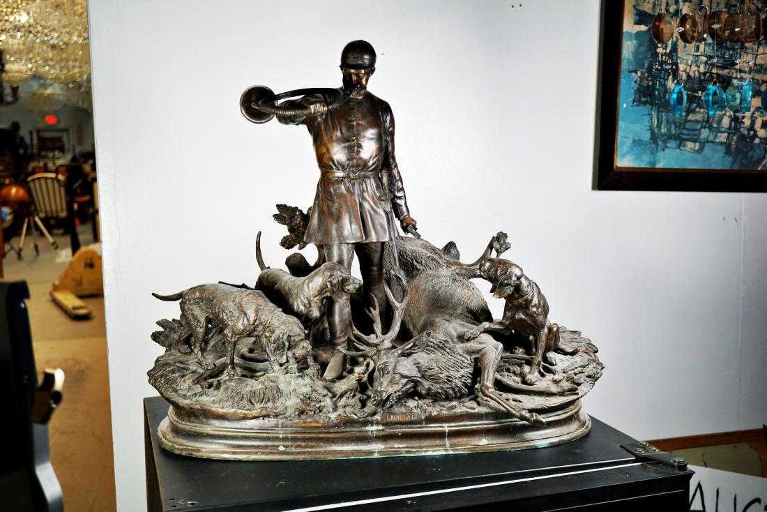 Important Original Bronze Hunting Scene E. Delabrierre (1 of 10)