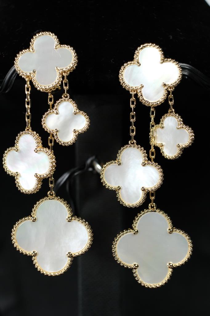VCA Magic Alhambra Mother of Pearl 4 Motif Earring Dec 08, 2019
