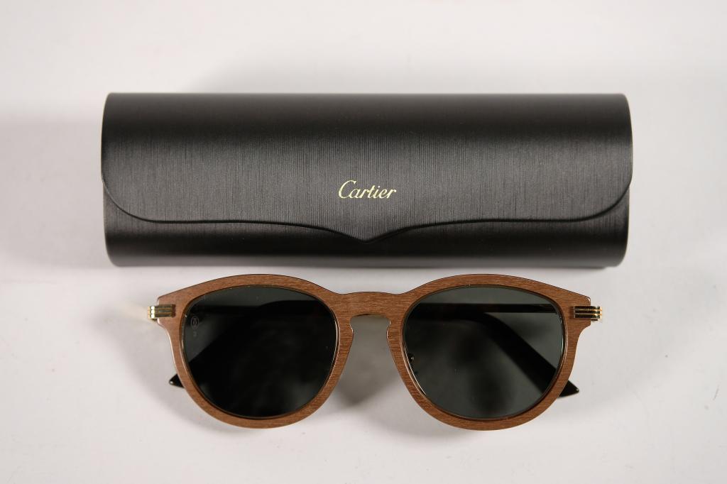 New in Box Cartier Santos Wood Sunglasses (1 of 12)