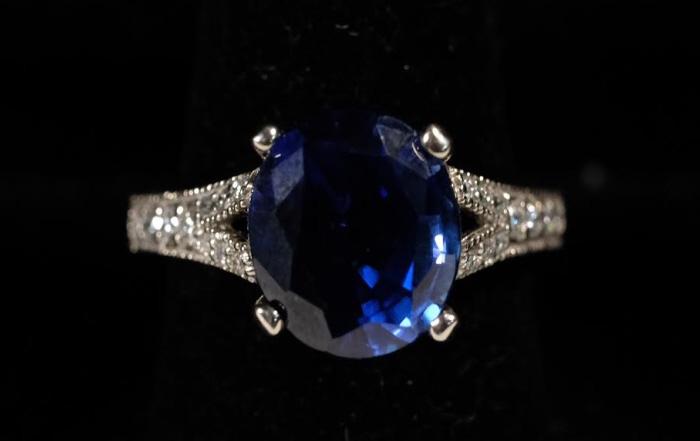 14k WG Sapphire and Diamond Ring size 7.25 (1 of 3)