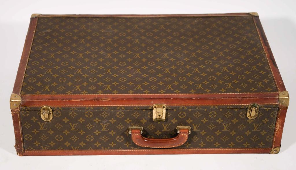 Vintage Louis Vuitton Suitcase (1 of 8)