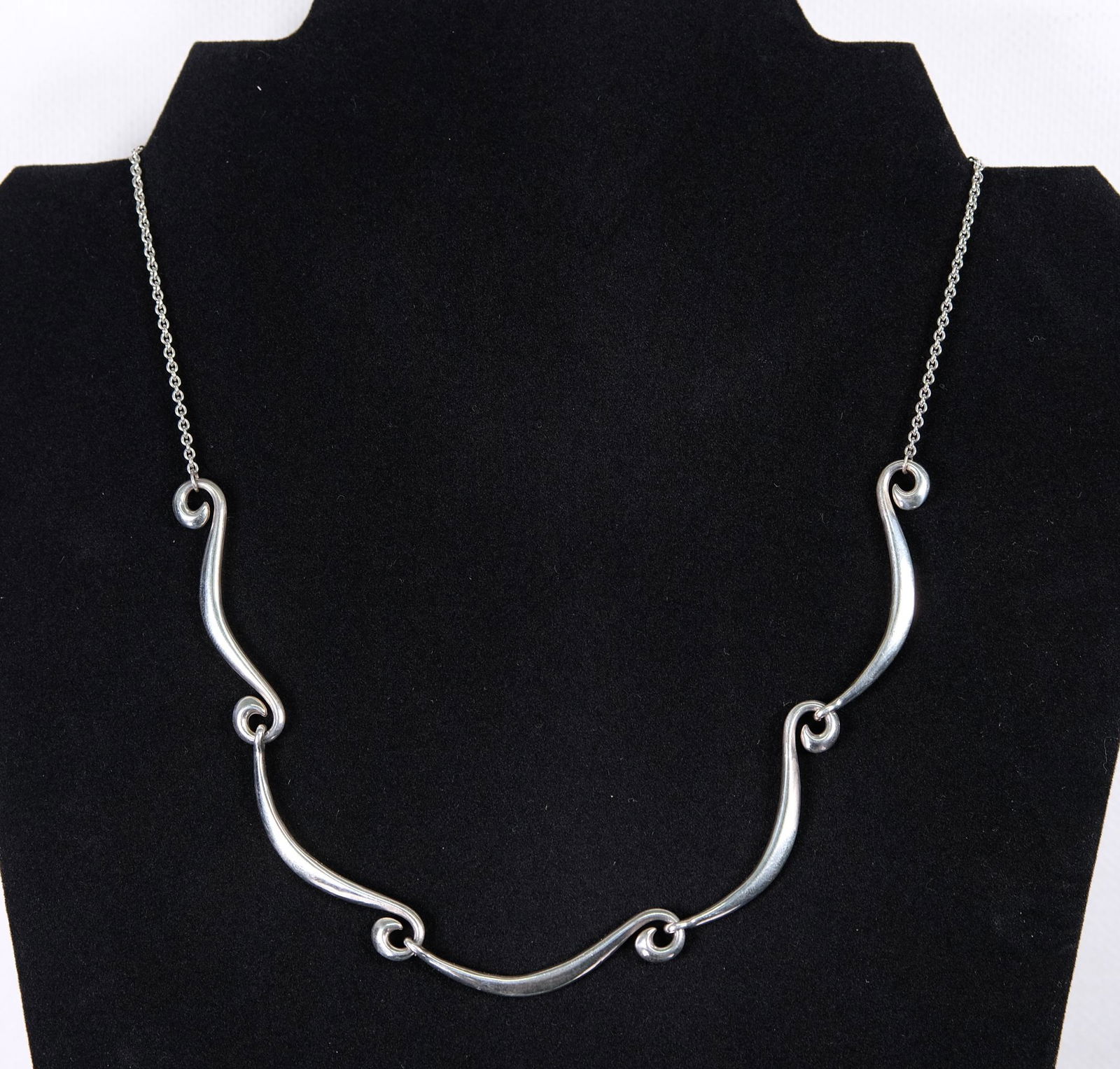 Vintage James Avery Sterling Silver Necklace (1 of 5)