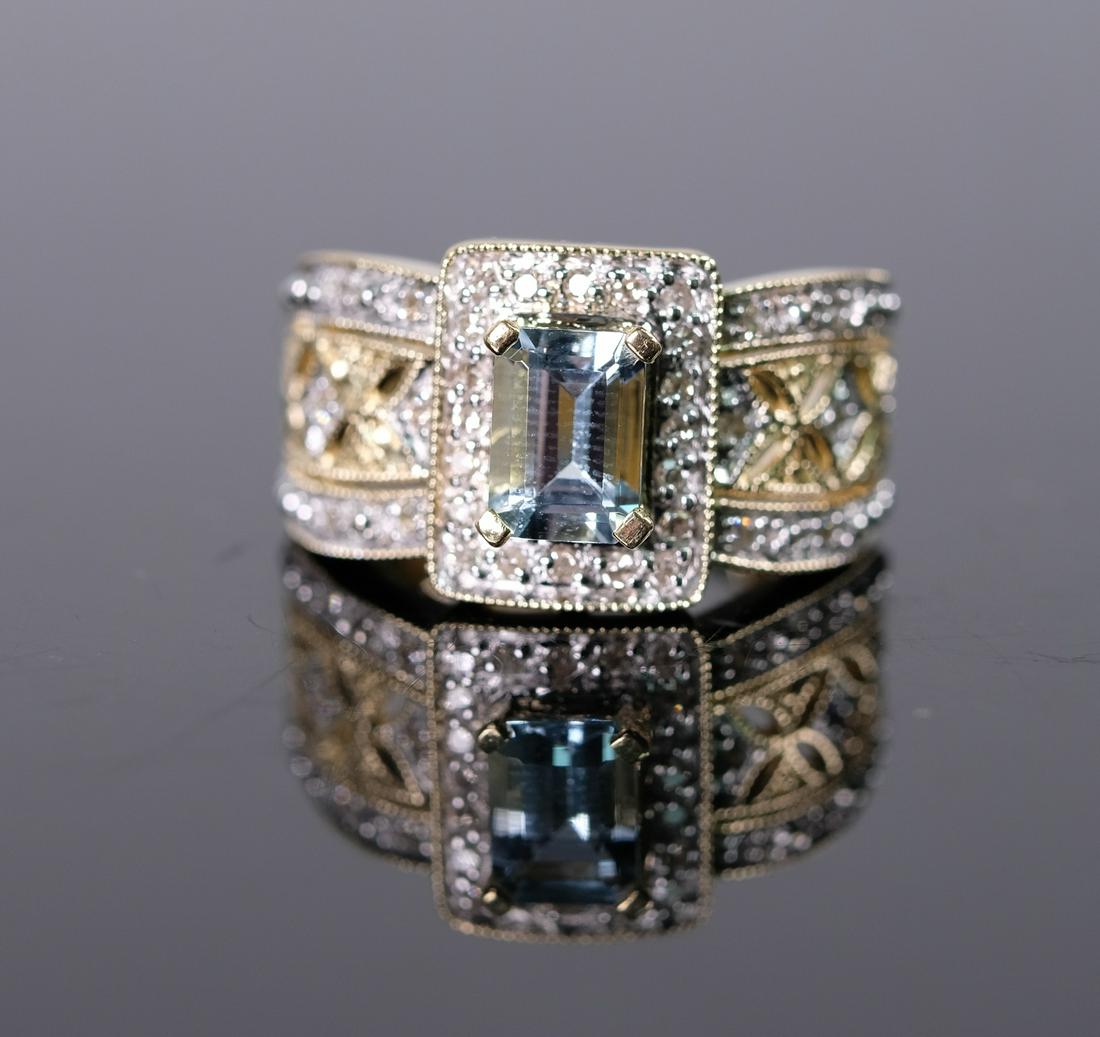 14K Yellow Gold Diamond & Quartz Ladies Ring (1 of 6)
