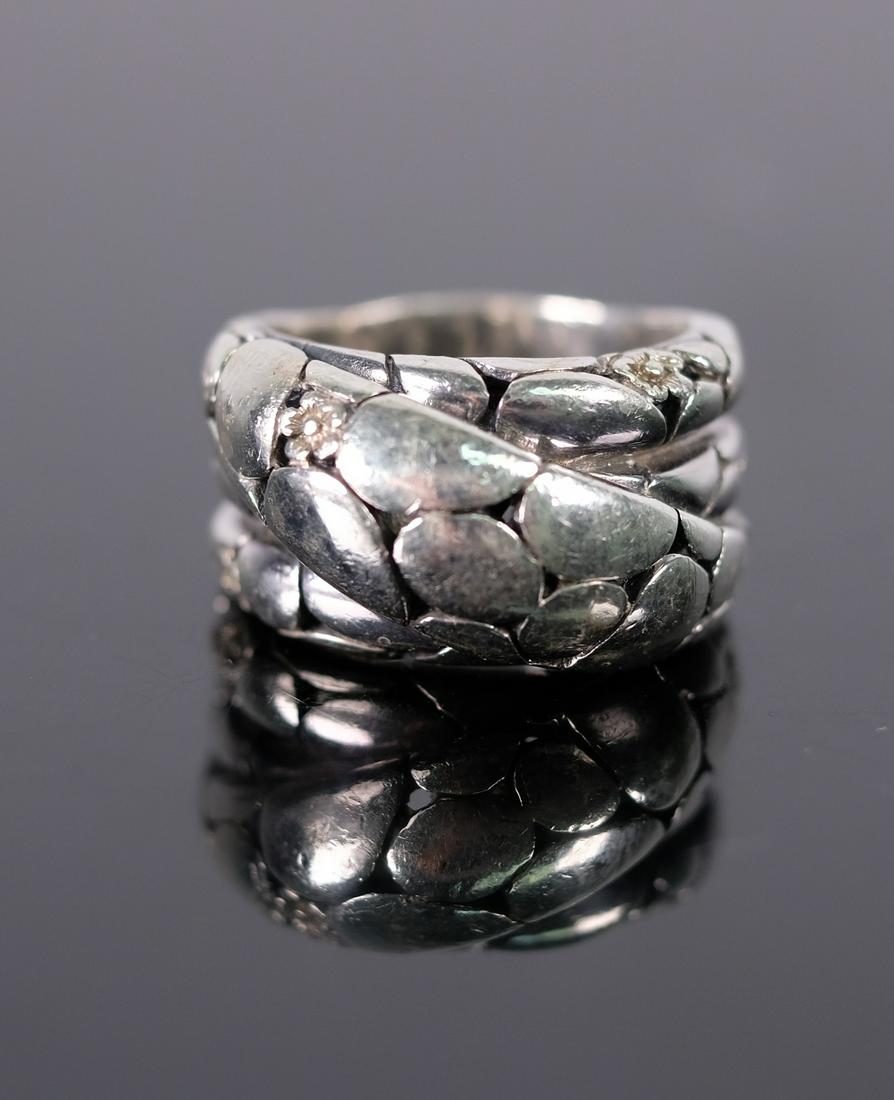 Navajo Style Sterling Silver Ring Size 7 (1 of 7)