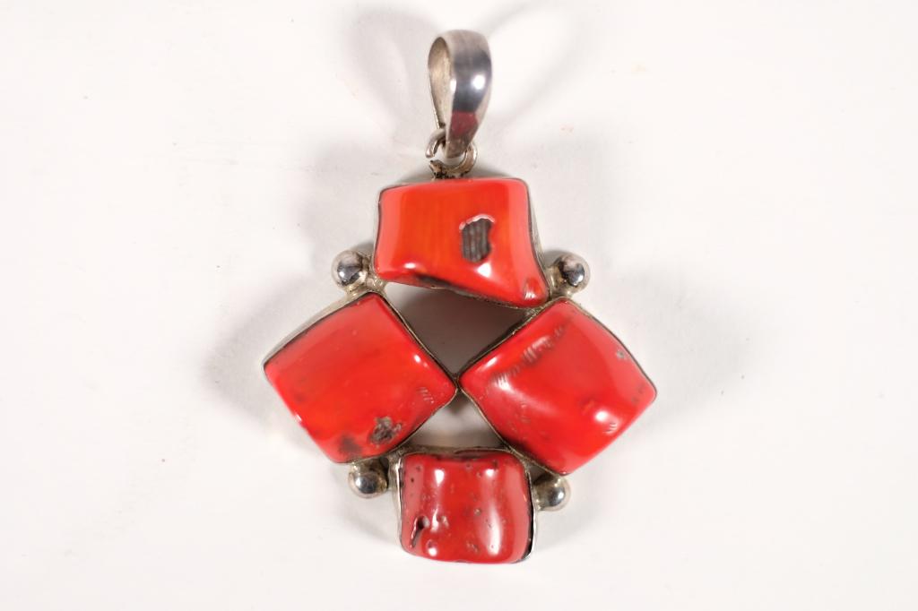 Native American 925 Silver & Coral Nugget Pendant (1 of 3)