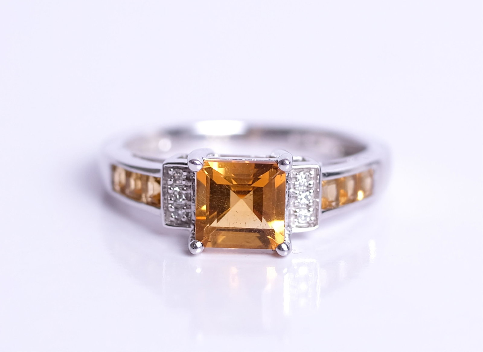 10K WG & 0.75 ct Citrine & Diamond Ring (1 of 5)