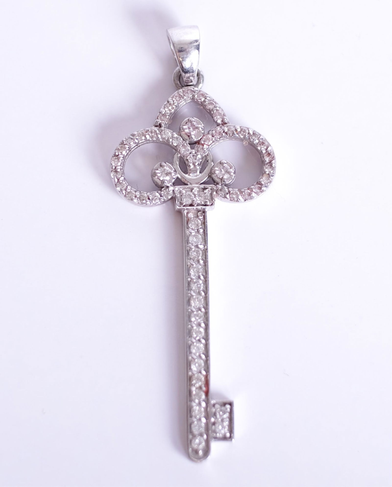 14K White Gold & Diamond Encrusted 'Key' Pendant (1 of 3)