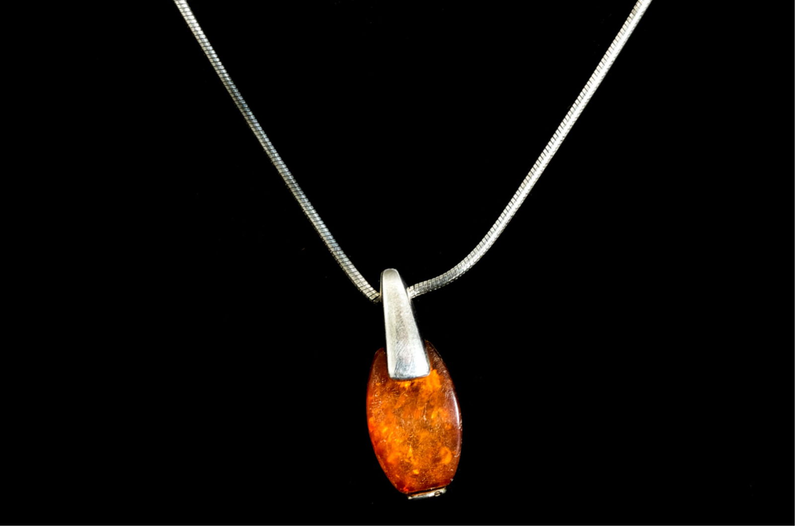 Sterling Silver Amber Pendant Necklace (1 of 4)