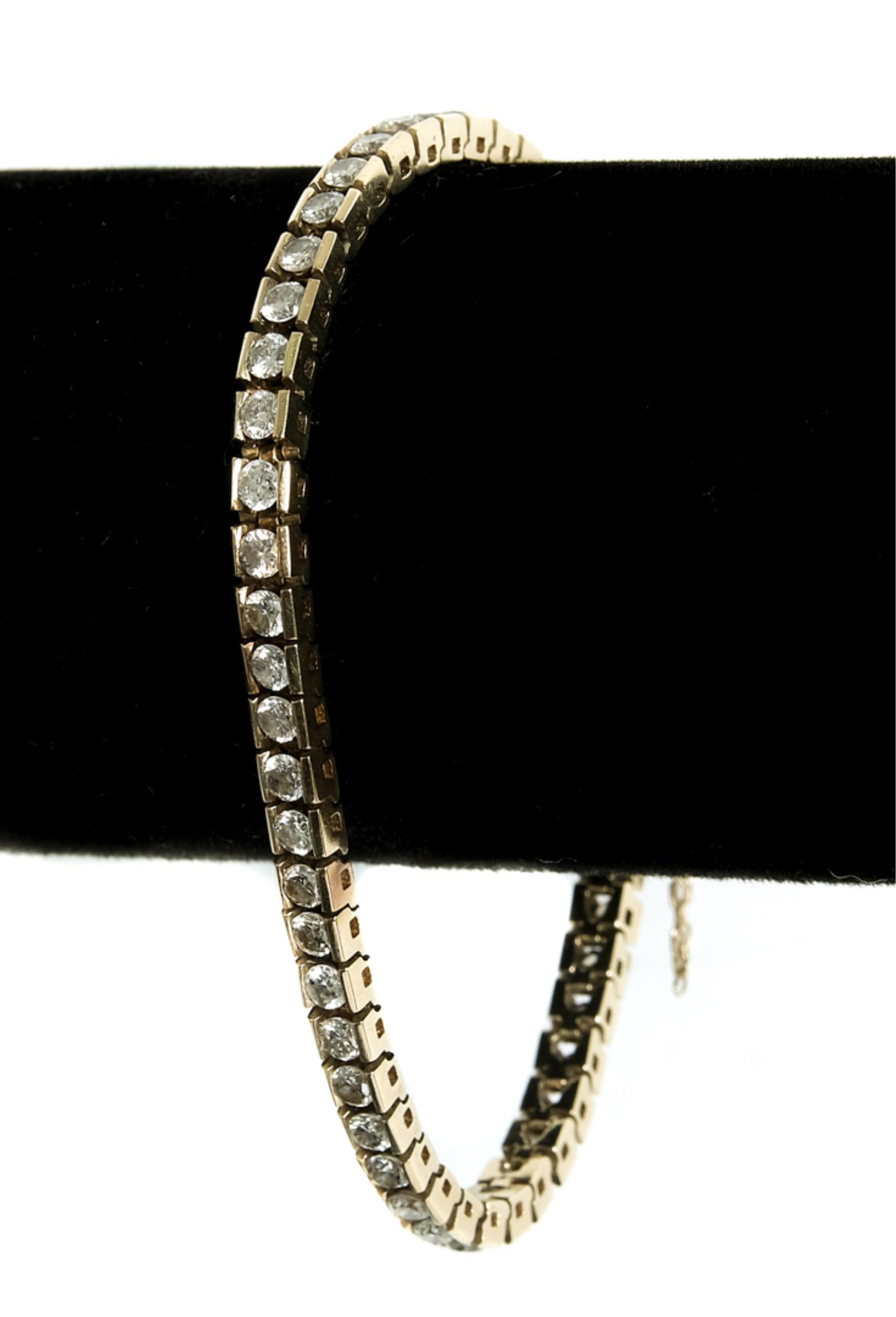 14k Yellow Gold 6 ctw Diamond Tennis Bracelet (1 of 5)