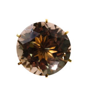 18K Yellow Gold & Smoky Quartz Ring, Size 6: 18k yellow gold ring set with a round cut approx. 0.71 in/18.13mm diameter. Ring size 6. Hallmarked 750. Approx. overall weight 9.8 grams.