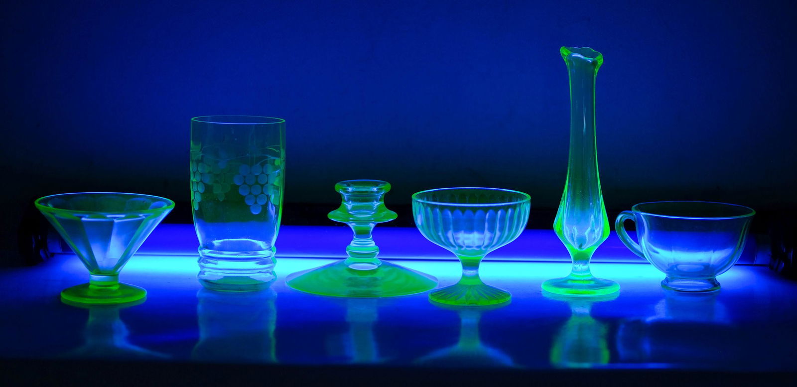 Group, 6 Pcs Uranium Depression Glass (1 of 20)