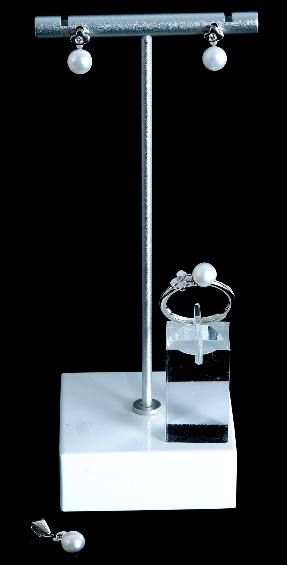 14k White Gold Pearl Ring, Earrings & Pendant (1 of 10)