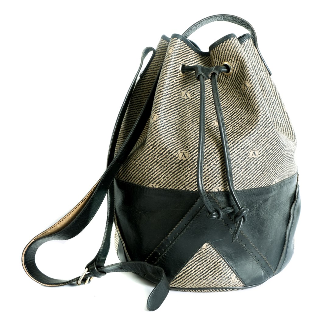 Vintage Valentino Garavani Shoulder Bucket Bag (1 of 9)