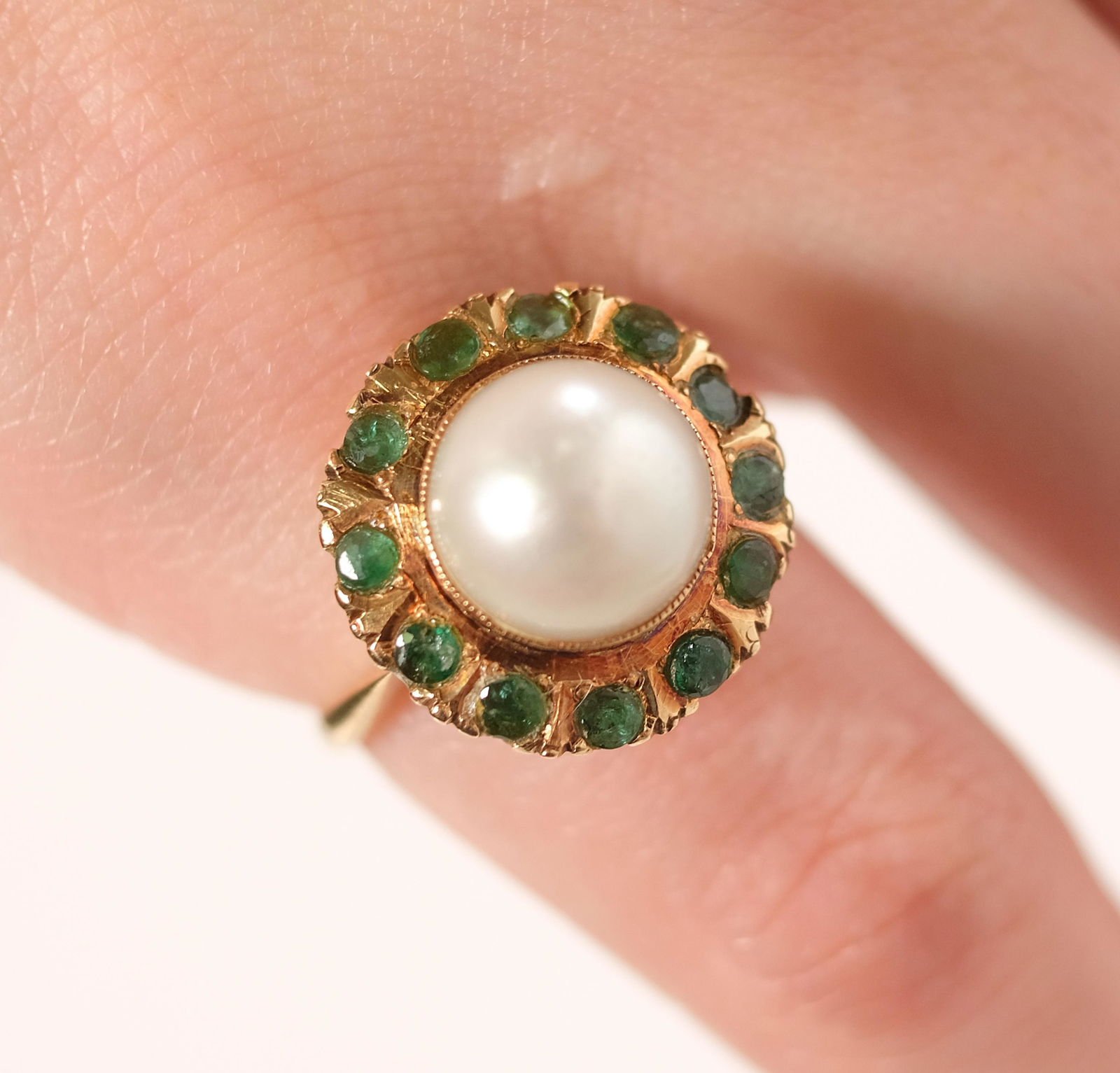 18k Rose Gold Emerald & Pearl Ring Size 5 1/2 (1 of 6)