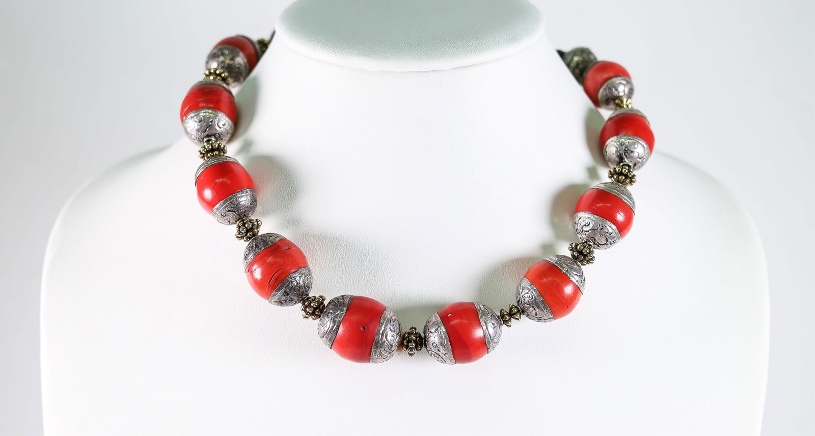 MASHA  ARCHER STERLING & RED COPAL NECKLACE (1 of 6)