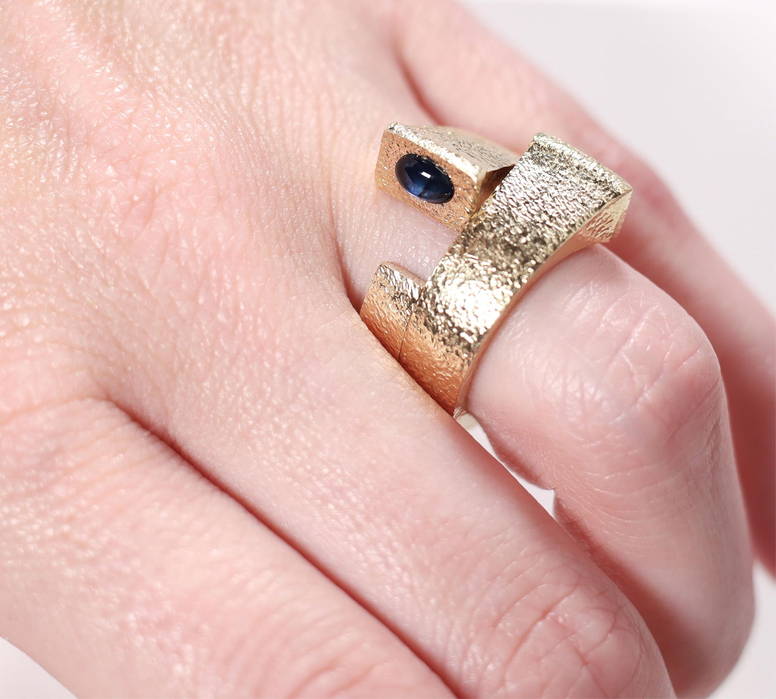 18K YG DAVID WEBB BLOCKY BYPASS RING (1 of 6)