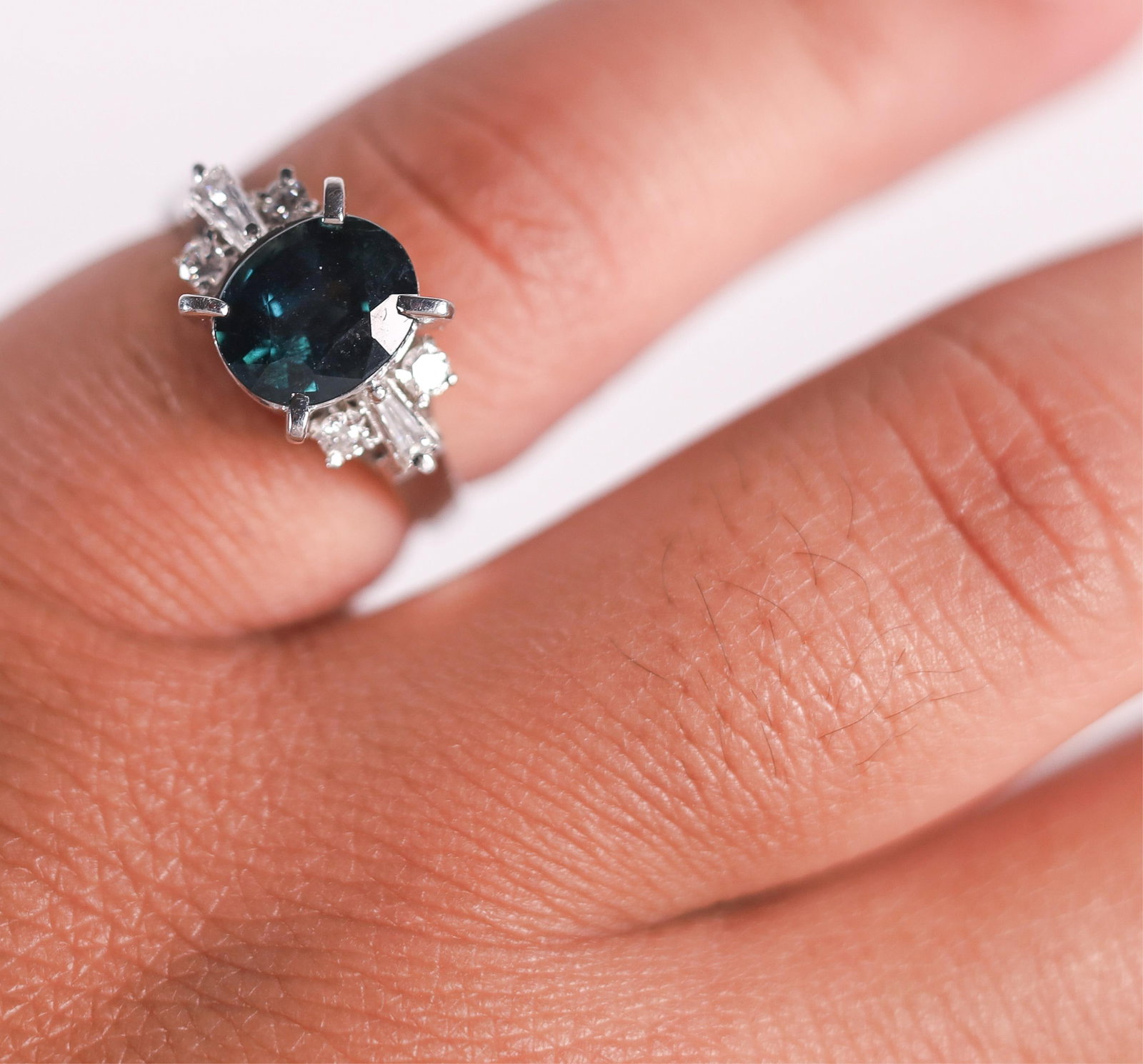 1.75CTTW SAPPHIRE & DIAMOND RING, SIZE 5.25 (1 of 5)