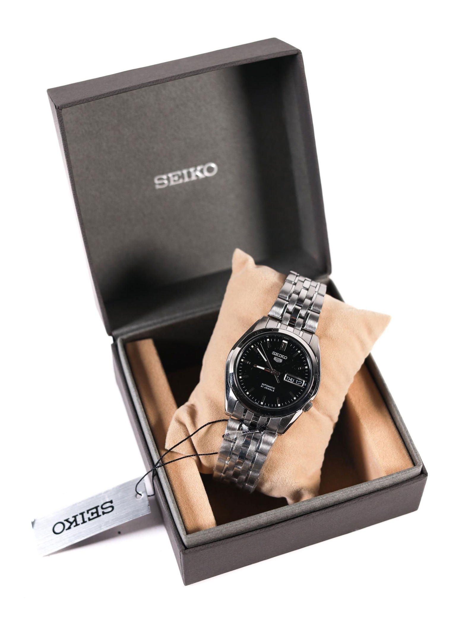 SEIKO 5 STAINLESS STEEL AUTOMATIC 37MM W/BOX (1 of 6)