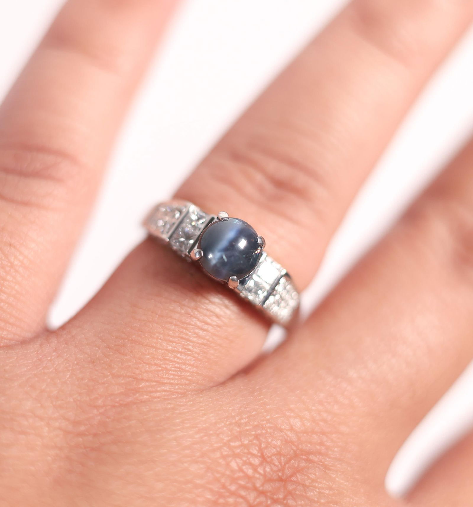 900PT 2.01CT ALEXANDRITE DIAMOND RING, 6.75. (1 of 5)