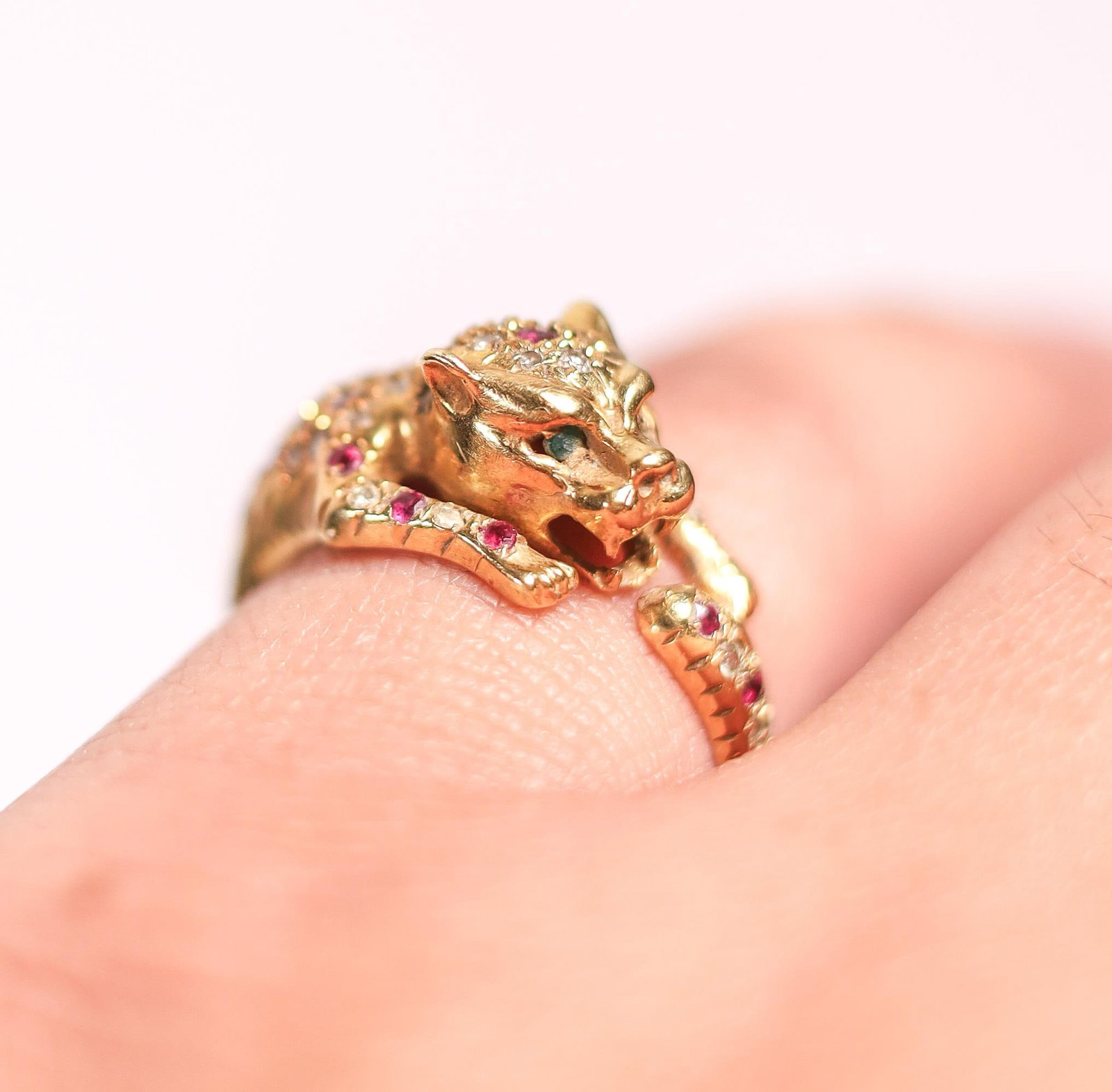 18KYG .46CT RUBY .2CT DIAMOND JAGUAR RING, 6.5. (1 of 5)