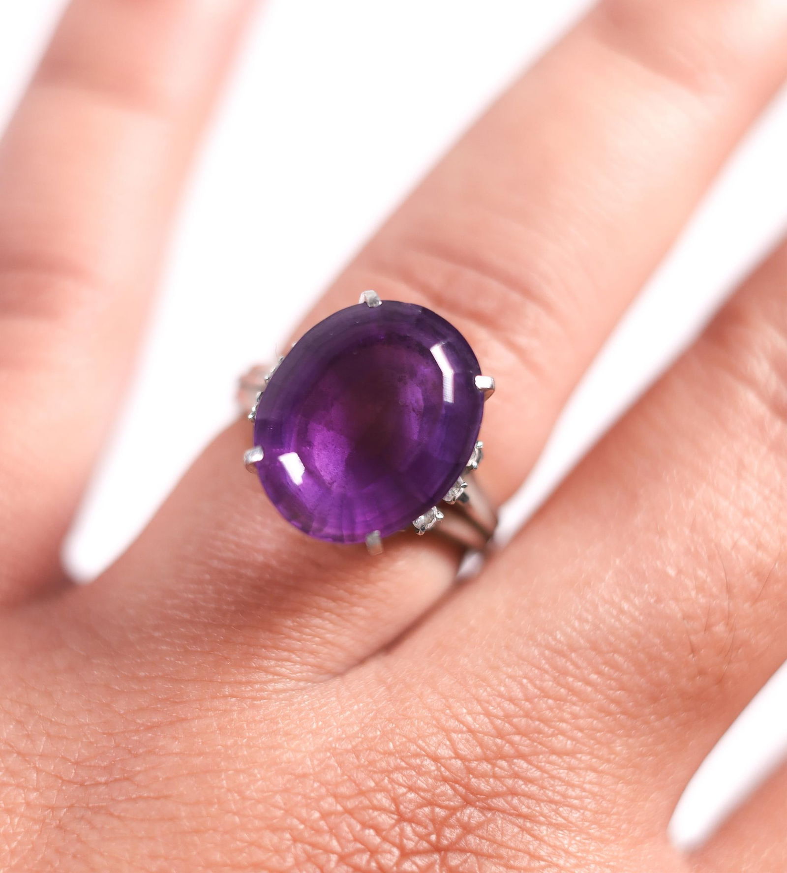 PT900 5.12CTW AMETHYST & DIAMOND RING, SIZE 7 (1 of 5)