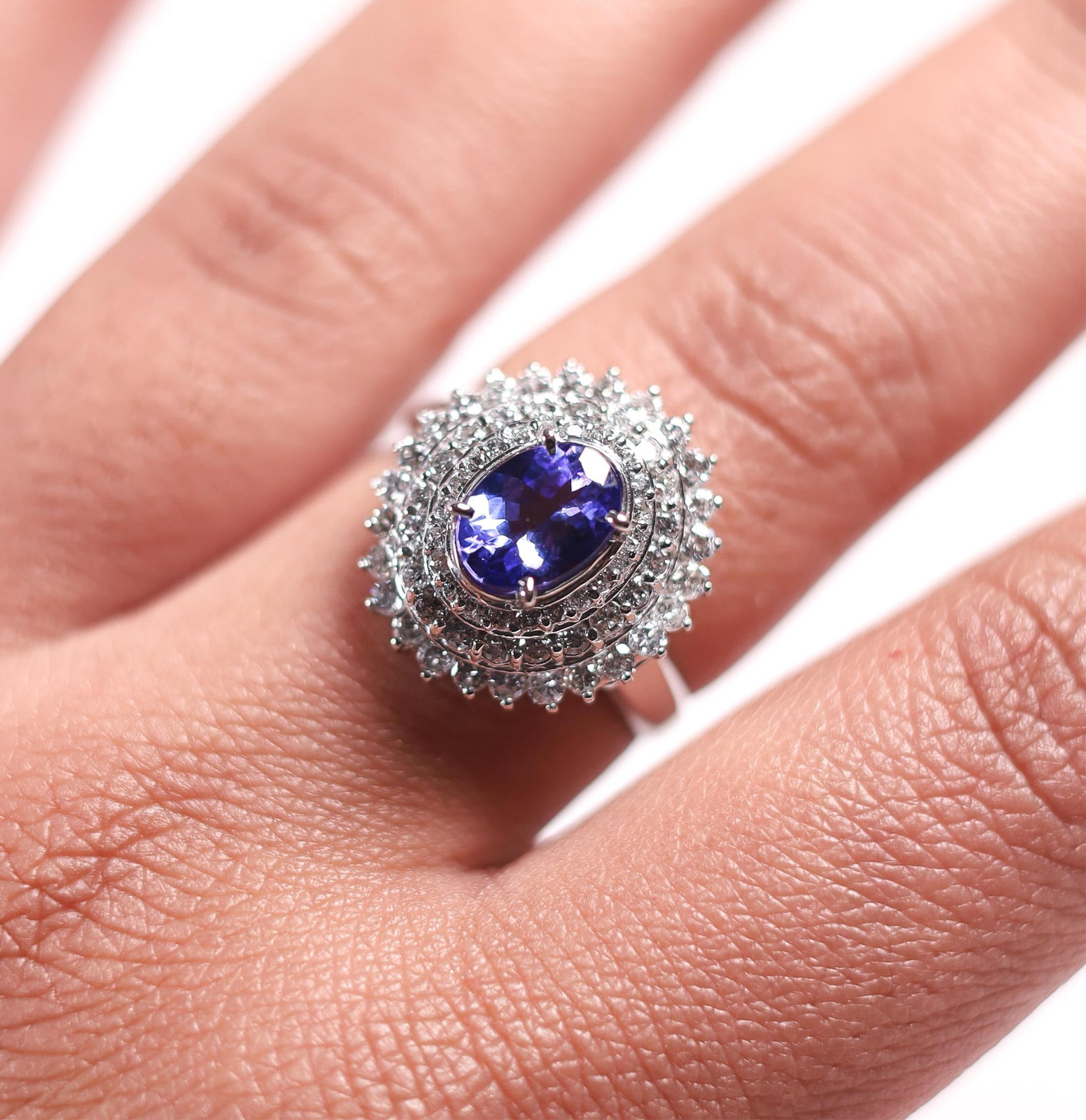 900PT 2.34CTTW TANZANITE DIAMOND RING W/GIA, 8.5 (1 of 6)