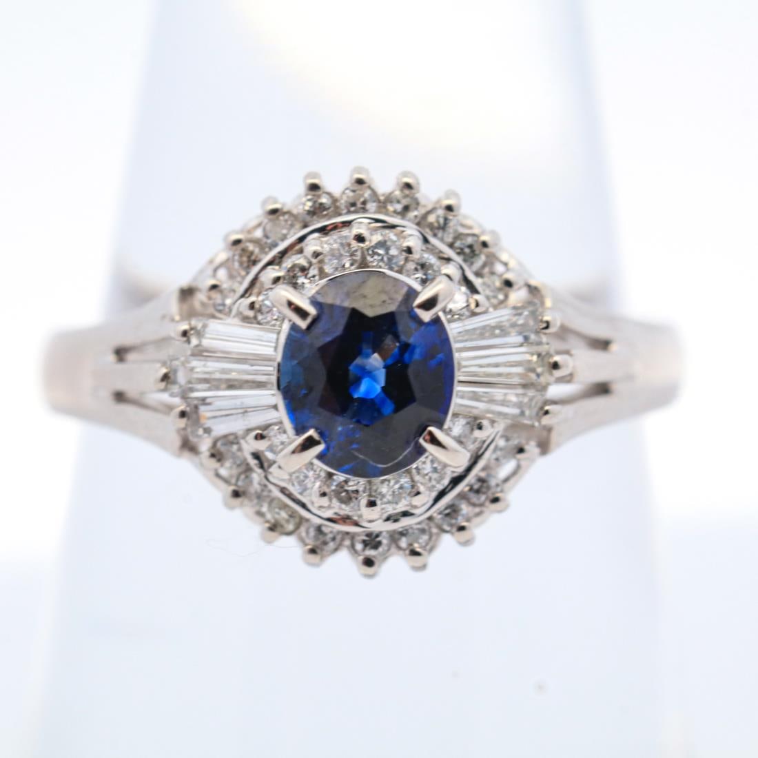 900PT .95CTTW SAPPHIRE & DIAMOND HALO RING, 6.25 (1 of 6)
