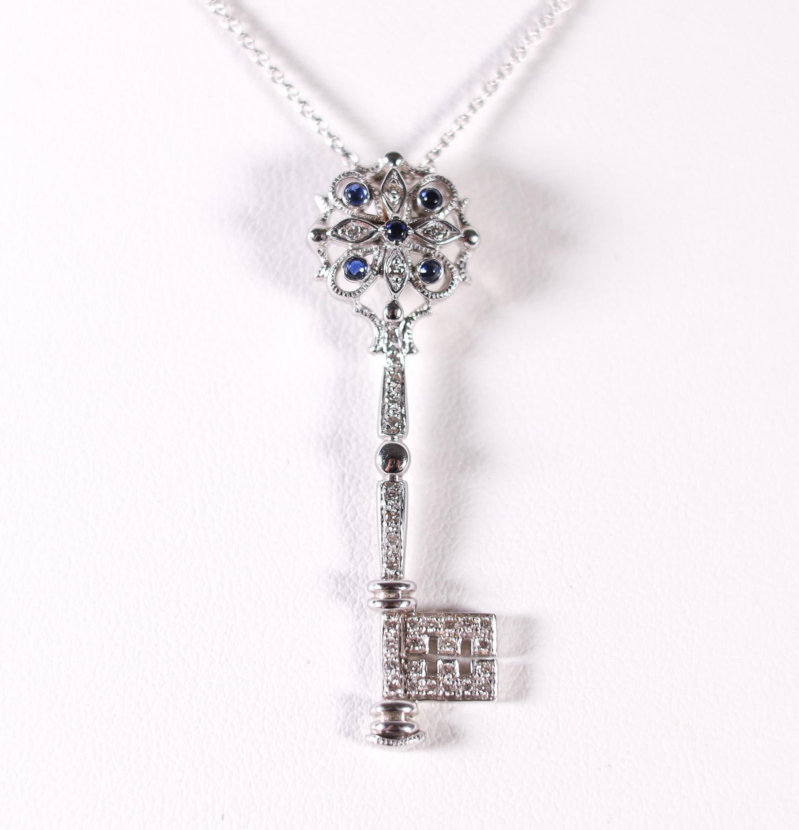VTG 18KWG SAPPHIRE & DIAMOND KEY NECKLACE (1 of 5)