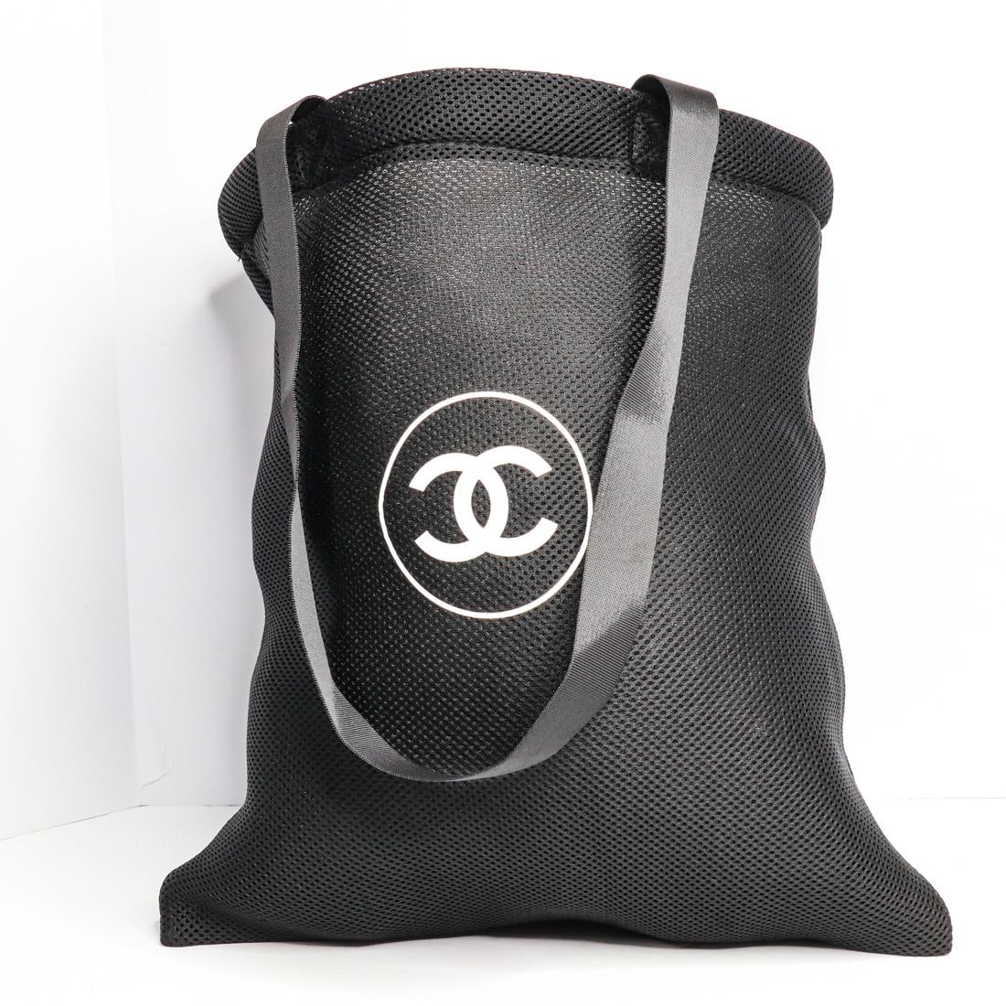 CHANEL MESH TOTE BAG (1 of 5)