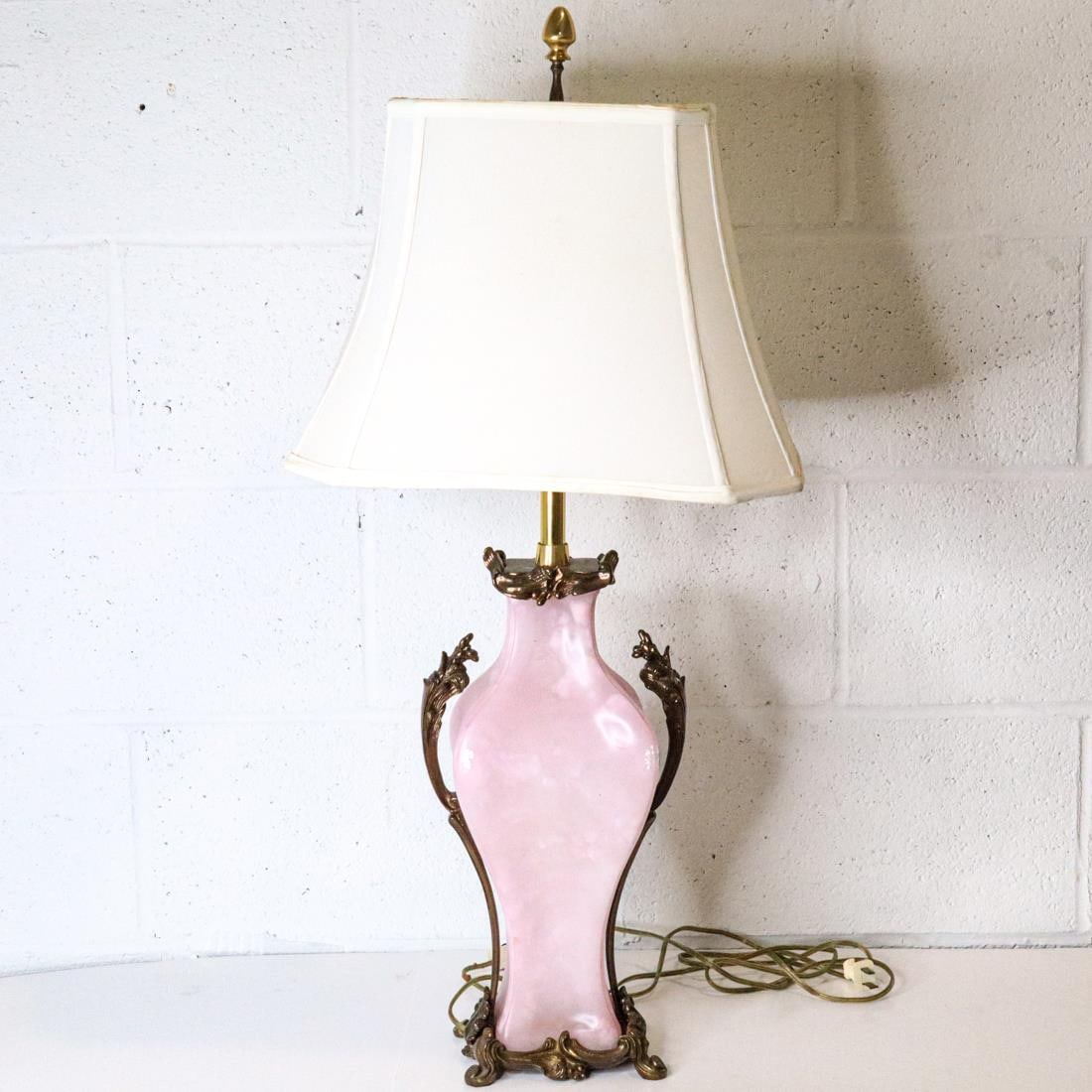 1960S MARBRO LAMP COMPANY PINK ALABASTER LAMP: 1960s Marbro Lamp Company Hollywood regency pink alabaster and bronze table lamp. It has some wear but is in overall good condition. Details and measurements: Height: 32.5 IN.
