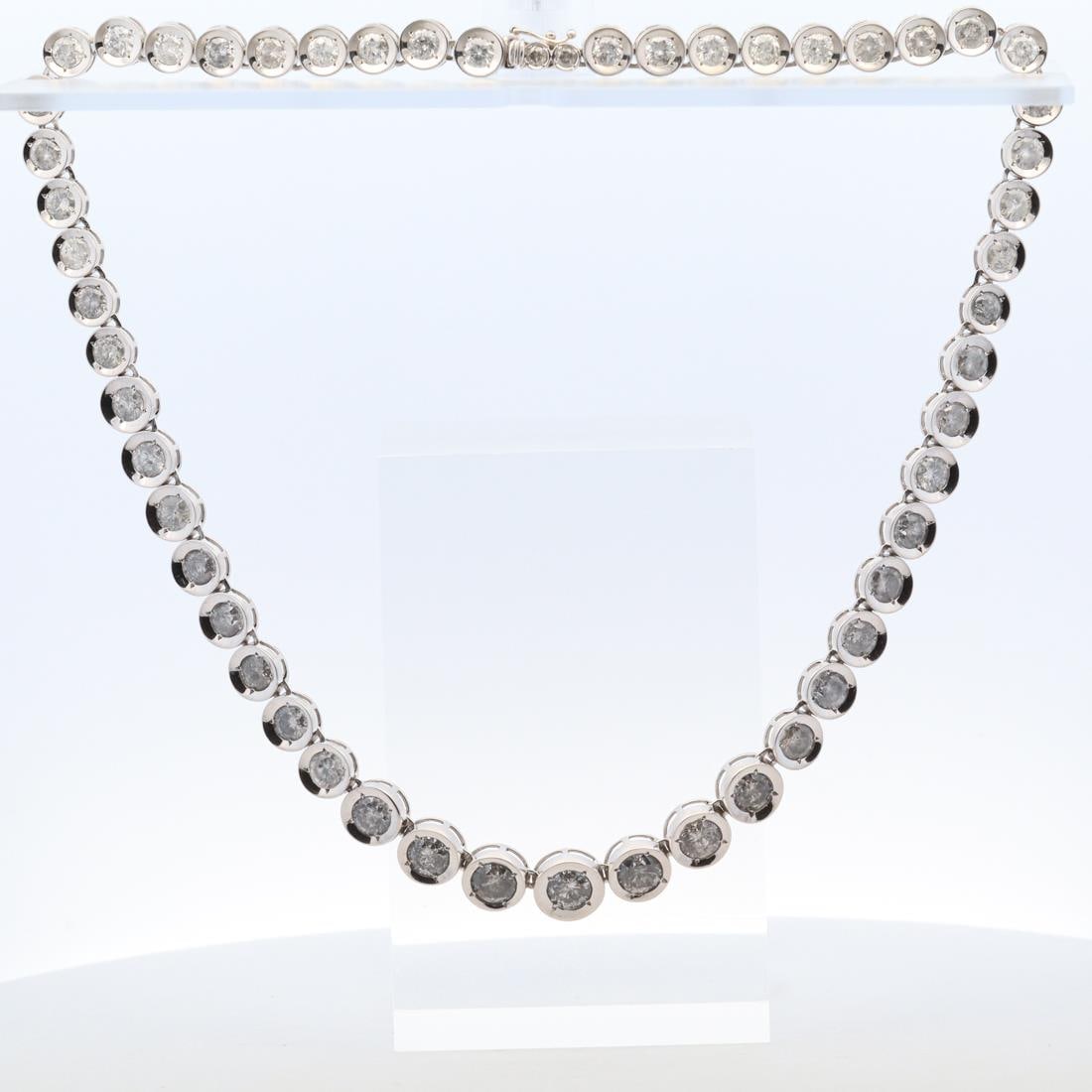 18KWG 20CT DIAMOND GRADUATED NECKLACE (1 of 7)