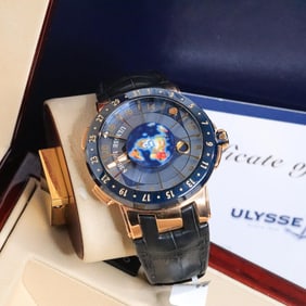 ULYSSE NARDIN MOONSTRUCK 1062-113 WATCH W/BOX&CERT