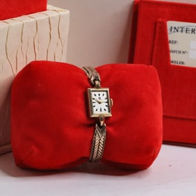 VINTAGE OMEGA 14KYG MANUAL WATCH