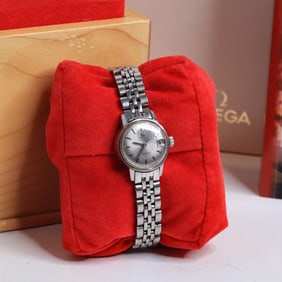 VTG OMEGA STAINLESS STEEL WATCH W/BOX, 21MM