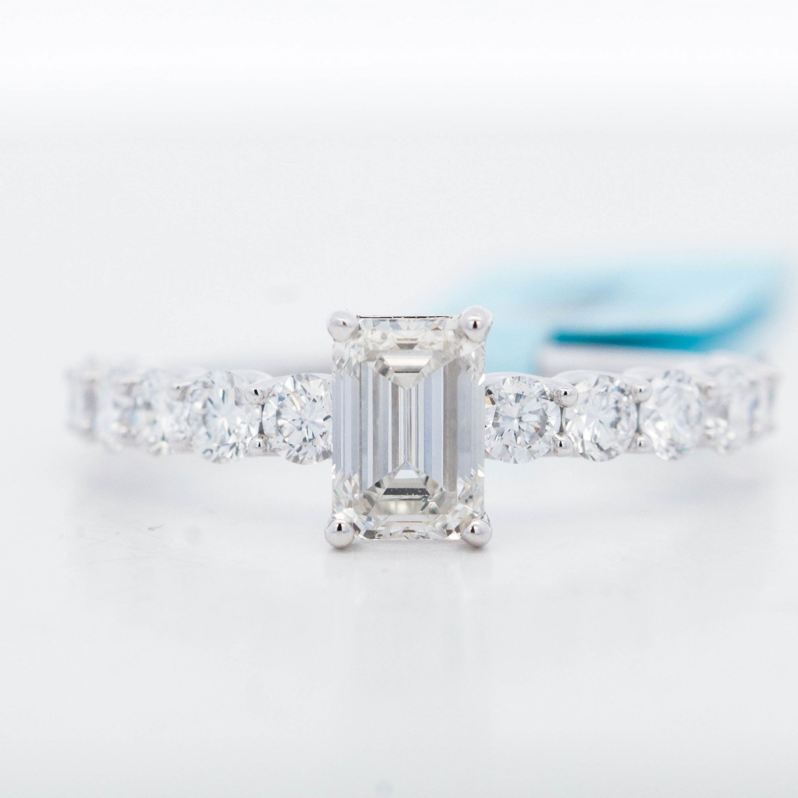 14KWG 2.00ctw Emerald Cut & Round Brilliant LG Diamond Ring, 7 (1 of 5)