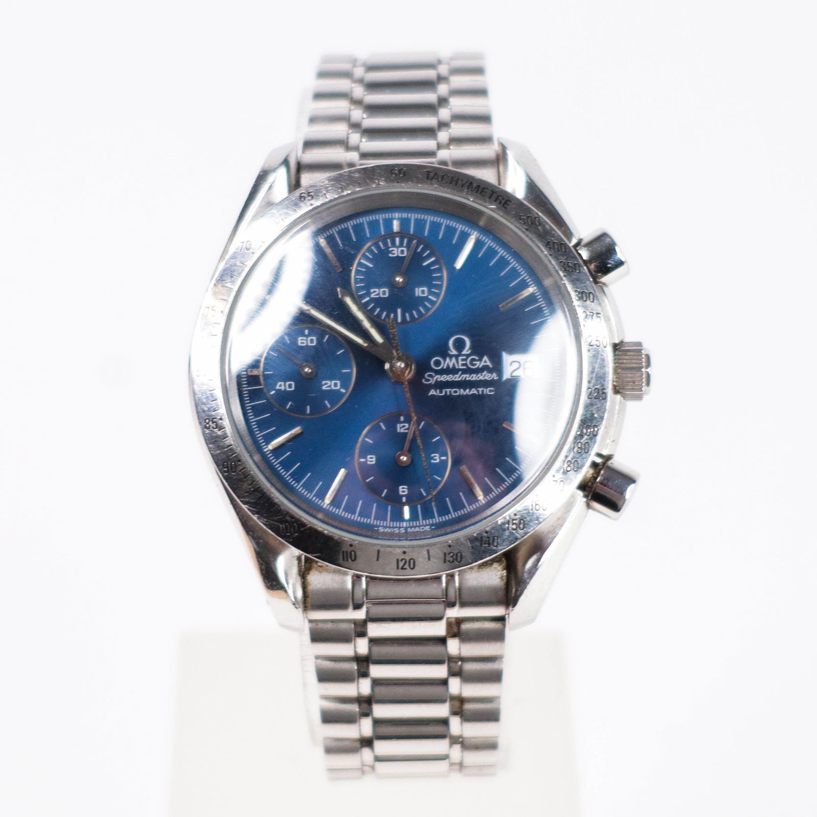 Omega Speedmaster 39mm stainless steel chronograph. (1 of 11)