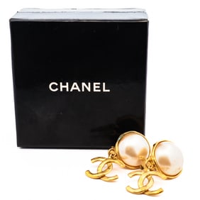 Chanel Coco Mark Pearl Drop Earrings – 2 Series, 1991 to 1994