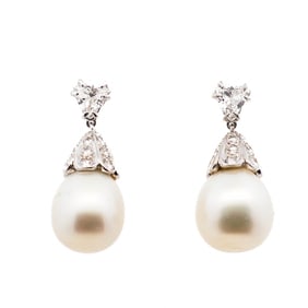 14KWG Diamond and Pearl Drop Earrings – Vintage White Gold Setting