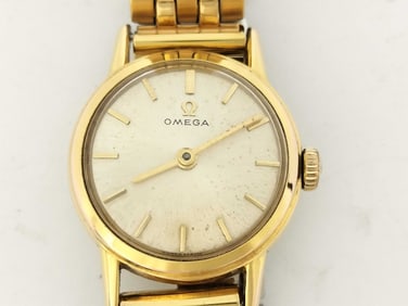 Gold?Plated Omega Hand?Wound Women's Watch – Gold Dial, 22 mm