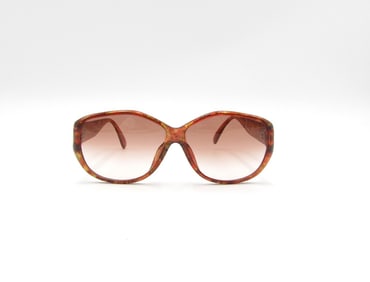 Christian Dior Oversized Red Sunglasses – 62 mm Lens, Vintage Style