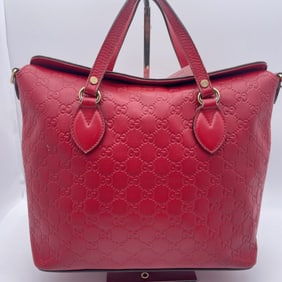 Beautiful Gucci Sima Handbag in Red Leather