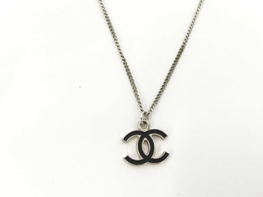 CHANEL 2005 CC-pendant necklace