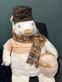Burberry scarf 60?? 100% lambswool