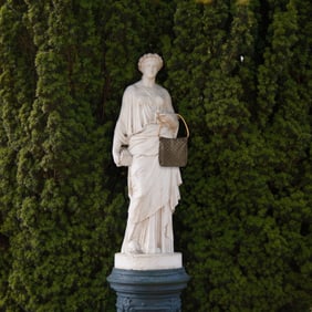 Louis Vuitton Monogram Looping GM Shoulder Bag (M51145)