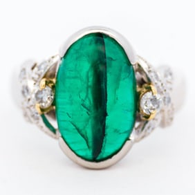 18K Yellow Gold & Platinum . 3.40ct Emerald & .22ct Diamond Ring - Size 4.75