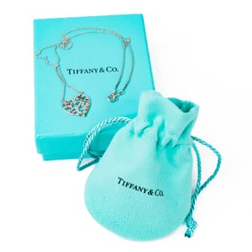 Tiffany & Co. 925 Olive Leaf Pendant Rolo Necklace w/Box & Storage Pouch 17"